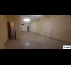 Appartamenti in Vendita - Cantieri/montepellegrino: n° 2 magazzini