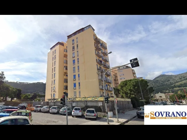 Borgo nuovo: trivani piano 3°