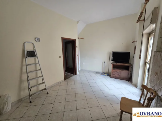 Appartamenti in Vendita - Monreale: ampio appartamento mq 130