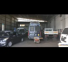 Appartamenti in Vendita - V.le regione siciliana: locale adibito a capannone cat. c/3