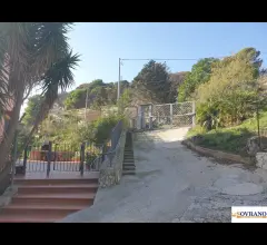 Appartamenti in Vendita - Bellolampo: panoramica villa su 3 livelli