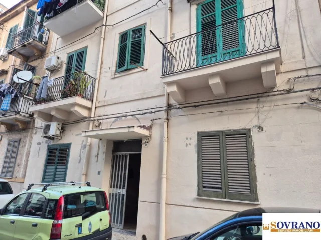 Appartamenti in Vendita - Malaspina: appartamento con spazio esterno
