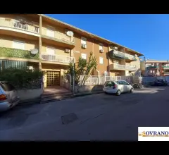 Appartamenti in Vendita - Michelangelo: monovano arredato con posto auto