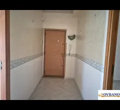 Appartamenti in Vendita - Castellana: appartamento p. terra con esterno