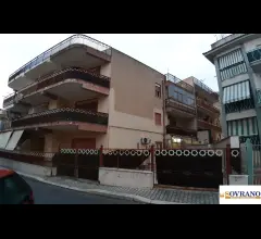Isola delle femmine: trivani con balcone terrazzato