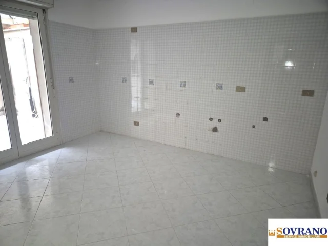 Appartamenti in Vendita - Ufficio in locazione - mondello, via torre pilo