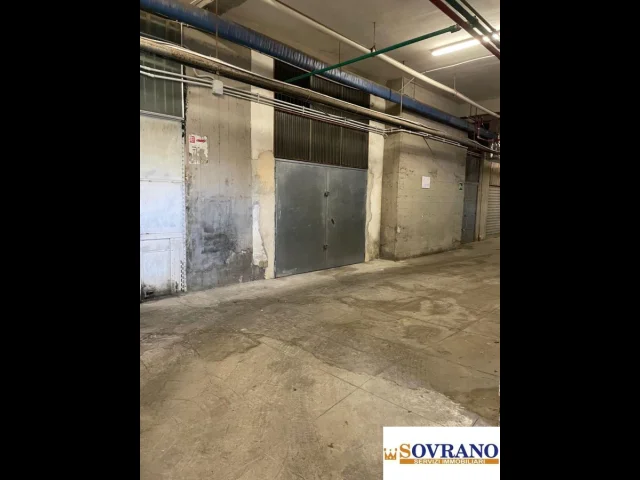 Appartamenti in Vendita - Montepellegrino: box mq 71 piano s1