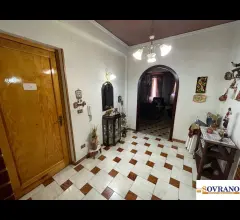 Appartamenti in Vendita - Ampio appartamento in vendita a capaci