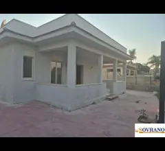 Appartamenti in Vendita - Carini: villa con terrazzo ed esterno