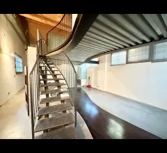 Appartamenti in Vendita - Loft con soppalco e doppi servizi