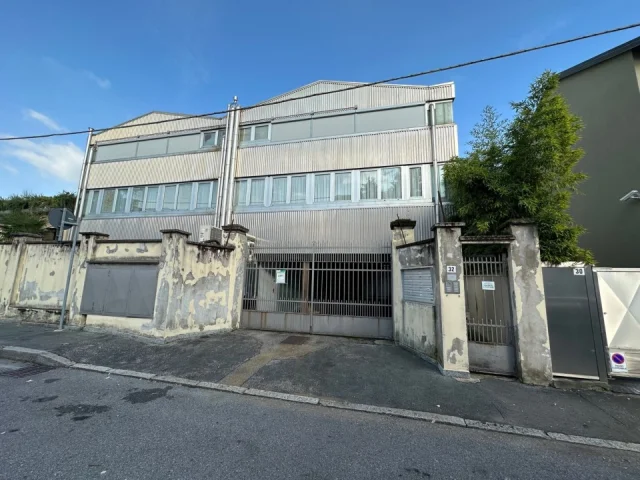 Appartamenti in Vendita - Loft con soppalco e doppi servizi