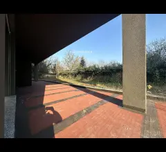 Appartamenti in Vendita - Pronta consegna, nuovo tre locali con giardino