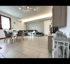 Appartamenti in Vendita - Recente appartamento in classe b con terrazzo e giardino.