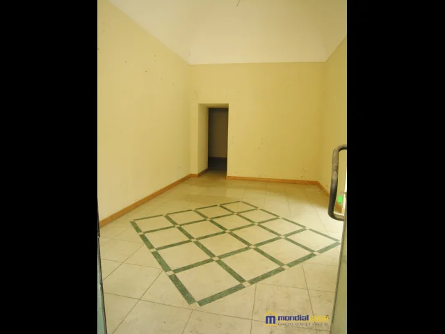 Appartamenti in Vendita - Locale del corso
