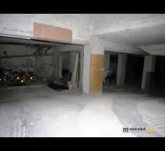 Appartamenti in Vendita - Garage big