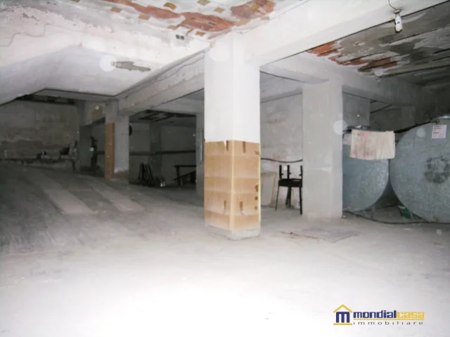 Appartamenti in Vendita - Garage big