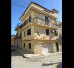 Appartamenti in Vendita - Amedeo