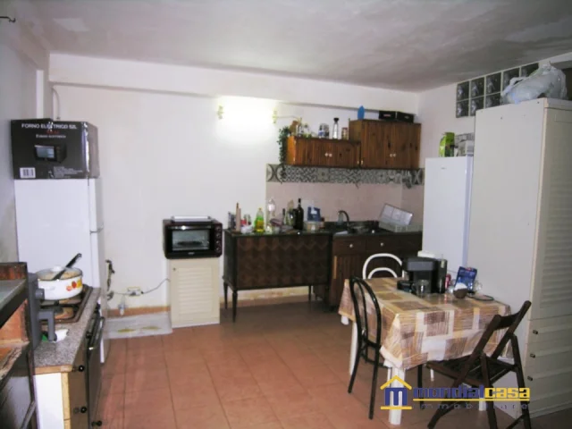 Appartamenti in Vendita - Amedeo