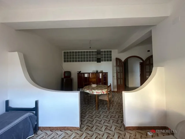 Appartamenti in Vendita - Appartamenti con ingresso indipendente e terrazzo