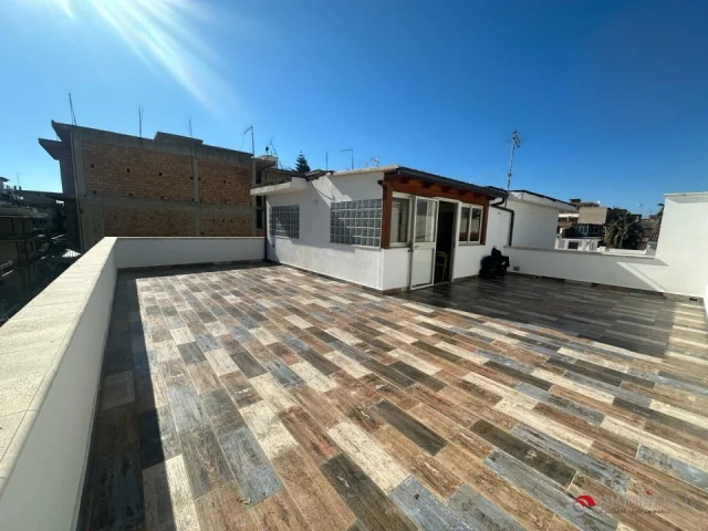Appartamenti in Vendita - Luminoso bilocale con terrazzo