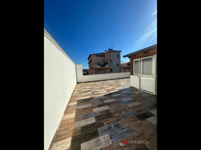 Appartamenti in Vendita - Luminoso bilocale con terrazzo