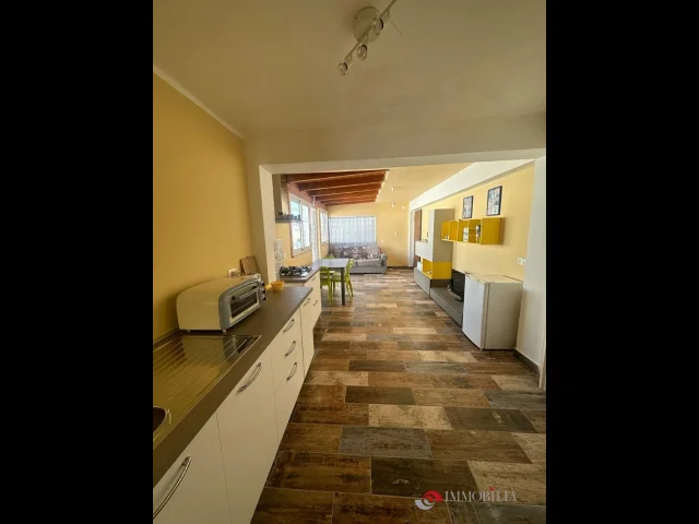 Appartamenti in Vendita - Luminoso bilocale con terrazzo