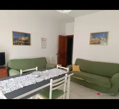 Appartamento al piano secondo ammobiliato