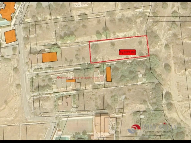 Appartamenti in Vendita - Terreno edificabile