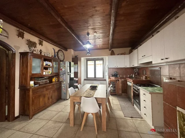 Appartamento indipendente con cortile