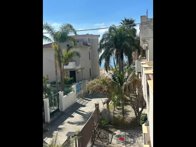 Attico sul lungomare di san lorenzo marina