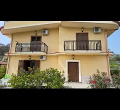 Appartamenti in Vendita - Meravigliosa villa di prestigio