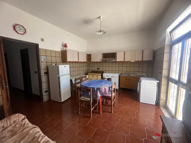 Appartamenti in Vendita - Abitazione indipendente a palizzi