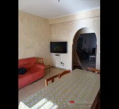Appartamenti in Vendita - Appartamento al piano terzo in via del fortino