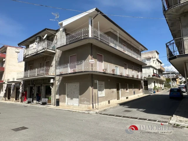 Palazzina su tre livelli