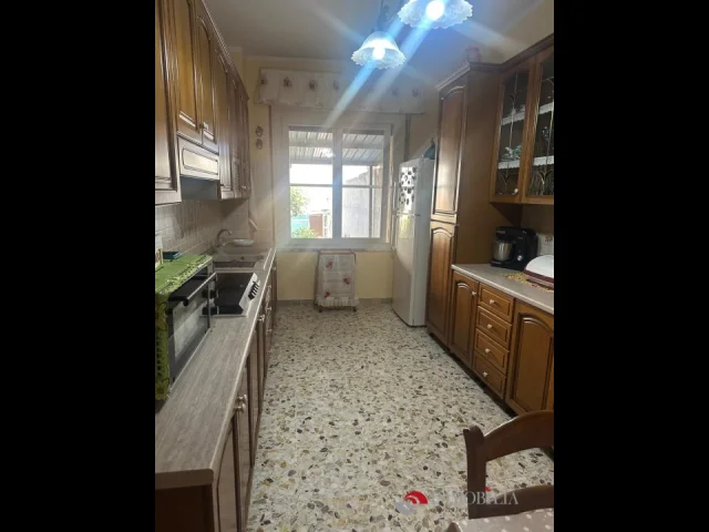 Appartamenti in Vendita - Appartamento con cantina sulla via catanzaro