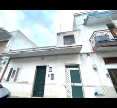 Casa indipendente con terrazzo e patio/giardino