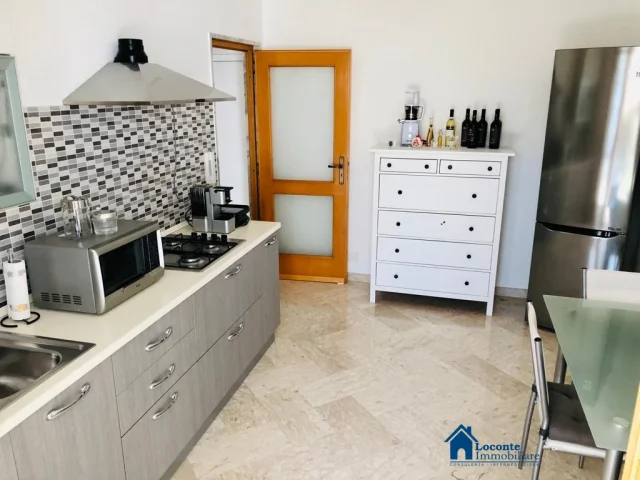 Appartamenti in Vendita - Porzione di bifamiliare con terrazzo e cantina