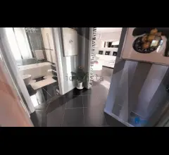 Appartamenti in Vendita - 3 locali + accessori con posto auto e cantina