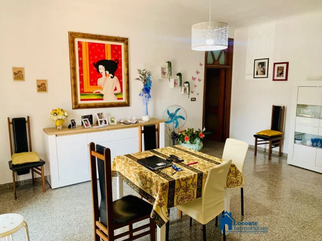 Appartamenti in Vendita - 4 locali + accessori