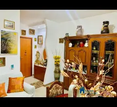Appartamenti in Vendita - 3 locali + accessori