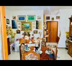 Appartamenti in Vendita - 3 locali + accessori
