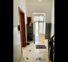 Appartamenti in Vendita - Casa indipendente con terrazzo e vano/tavernetta