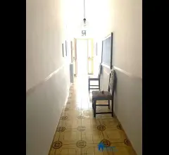 Appartamenti in Vendita - Casa indipendente con terrazzo,giardino/area parcheggio e cantina