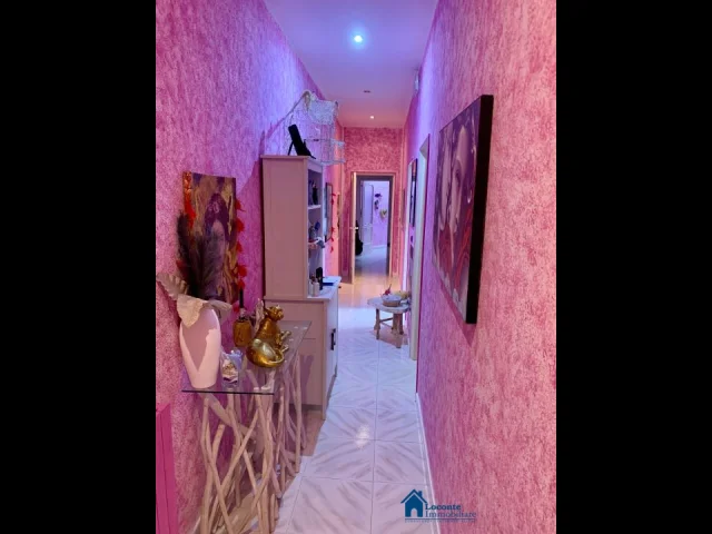 Appartamenti in Vendita - 4 locali + accessori