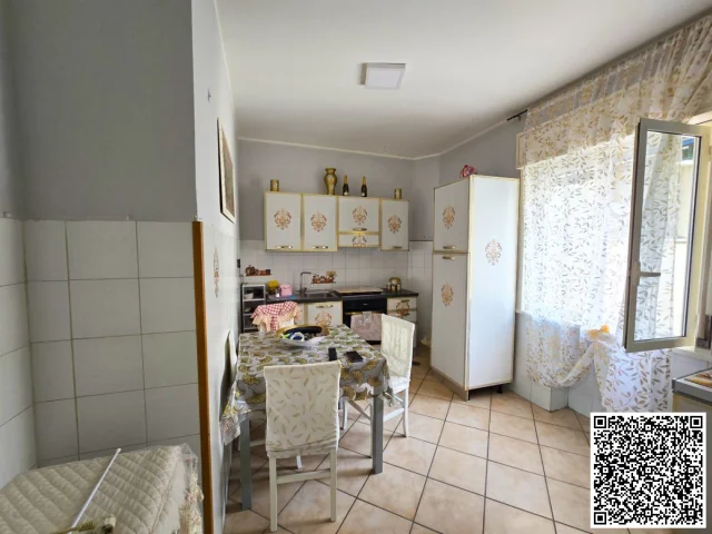 Appartamenti in Vendita - Appartamento di 2 camere e cucina 80mq, centro
