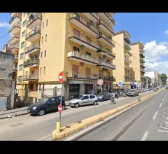 Appartamenti in Vendita - Locale di 1320mq e locale garage di 322mq