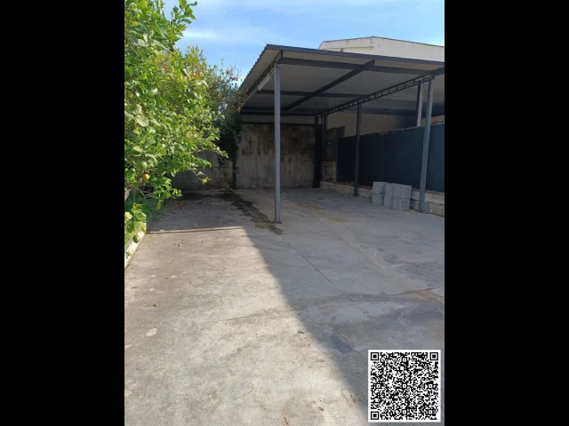 Appartamenti in Vendita - Piazzale in affitto, di 125mq, zona centrale