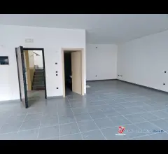 Appartamenti in Vendita - Breno centro vendesi ufficio