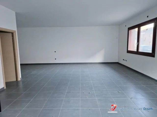 Appartamenti in Vendita - Breno centro vendesi ufficio