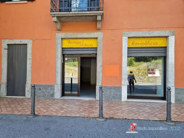 Edolo vendesi locale commerciale